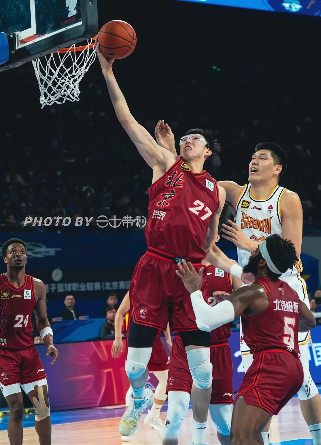 赛前CBA季后赛焦点战,巴塞罗那豪取连胜,底气十足,年轻球员得到机会的简单介绍 赛前CBA季后赛焦点战,巴塞罗那豪取连胜,底气十足,年轻球员得到机会的简单介绍