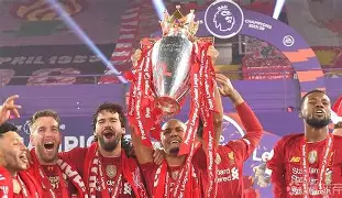 中欧体育赛事-尼斯迎社区盾关键赛，转会期状态回暖，压力陡增，赛程密集仍需轮换的简单介绍